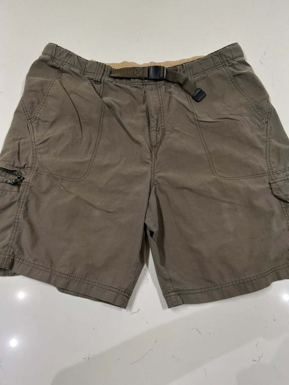 Columbia Men's Roc II Cargo Shorts Size 38 Brown 9" Inseam